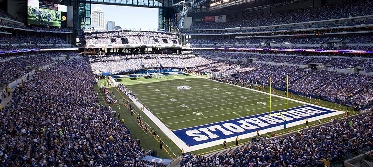 Lucas Oil stadium